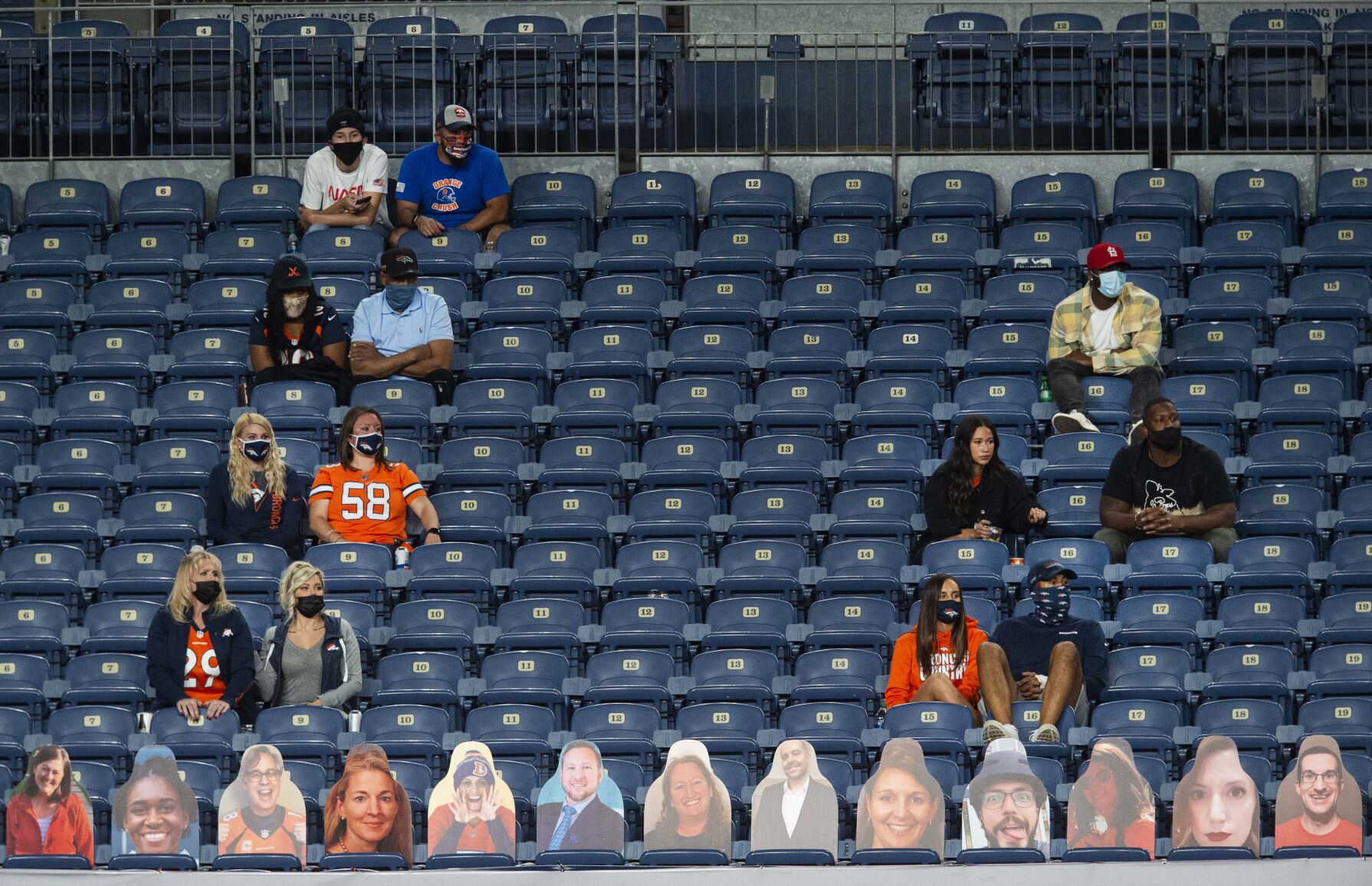 09_14_20 broncos titans1556.jpg